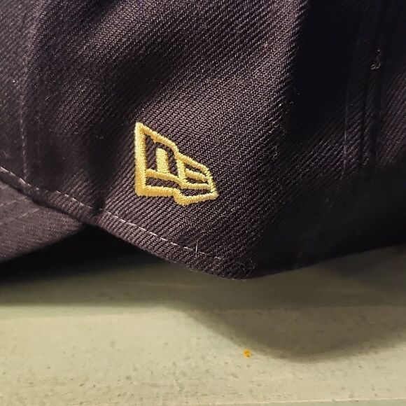 New Era Pitt Panthers Black Velcroback Hat - New - Picture 4 of 9